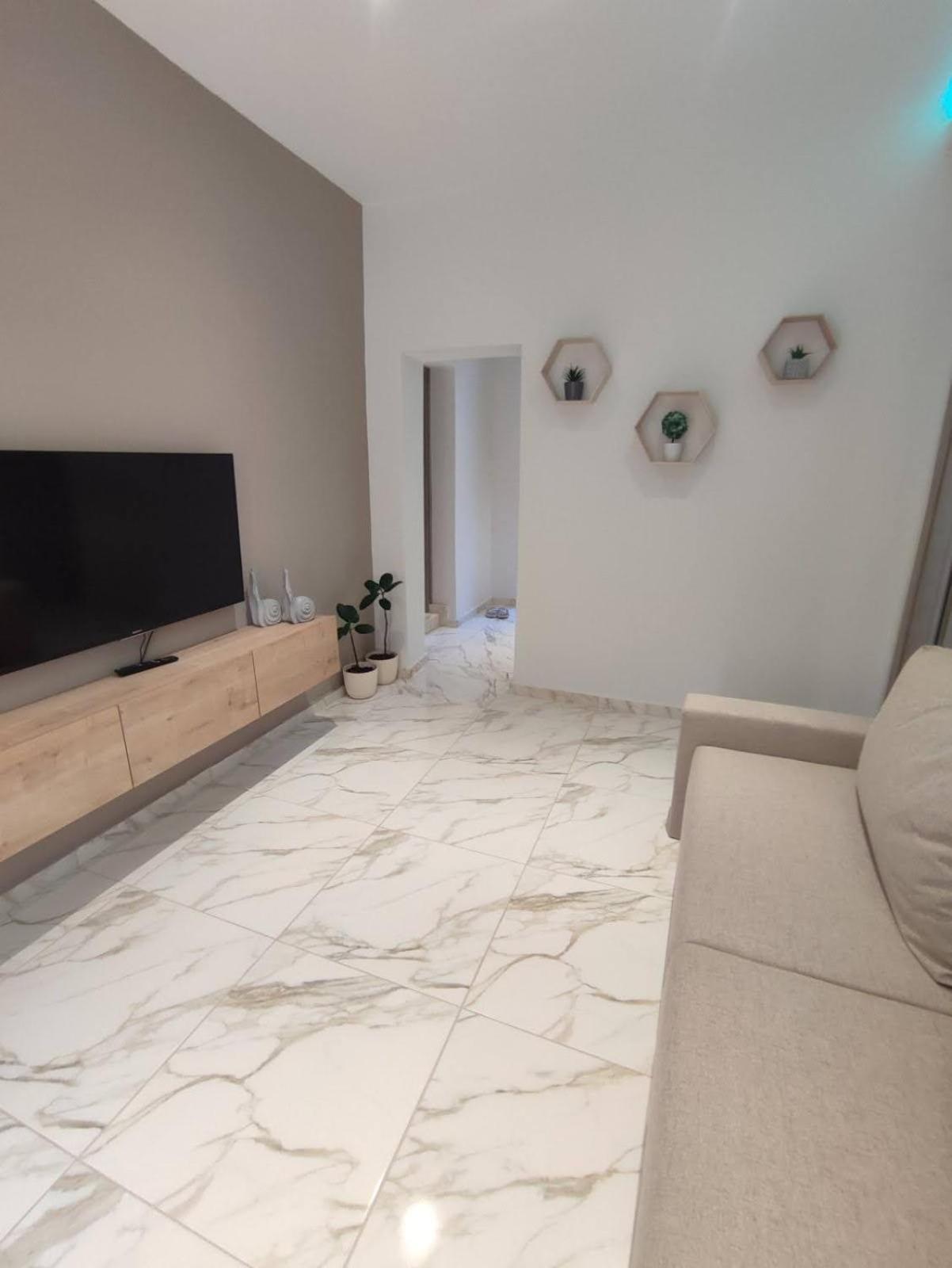 Konstantina'S Apartment 알렉산드로폴리스 외부 사진